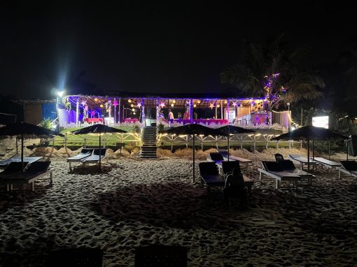 Happy Shack by night